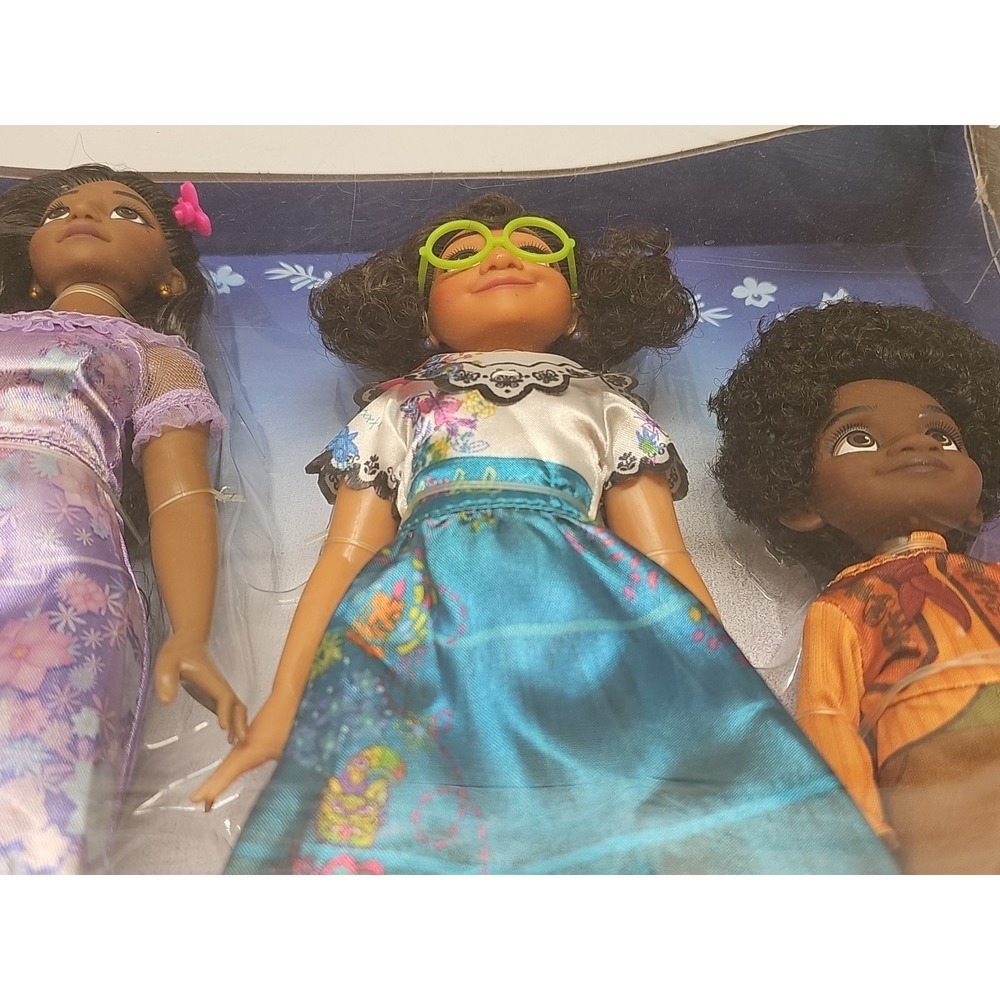 Disney Encanto 4-Doll Gift Set Mirabel,‎ Isabela, Luisa, and Antonio - Picture 5 of 7